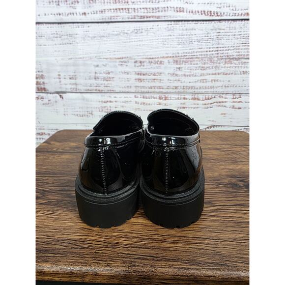 Marc Fisher Kids Black Patent Loafers Pearl Detail Girls Size 13 Dress Shoes - Picture 3 of 6